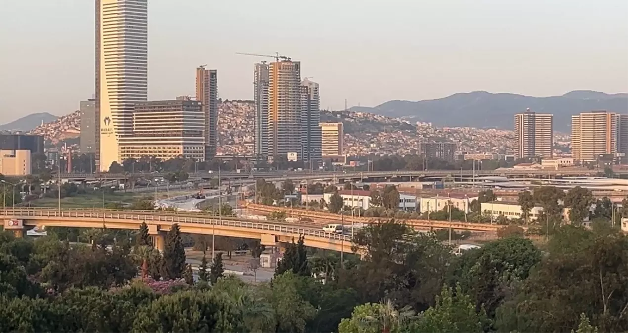 Ege Denizi'nde 6 Büyüklüğünde Deprem
