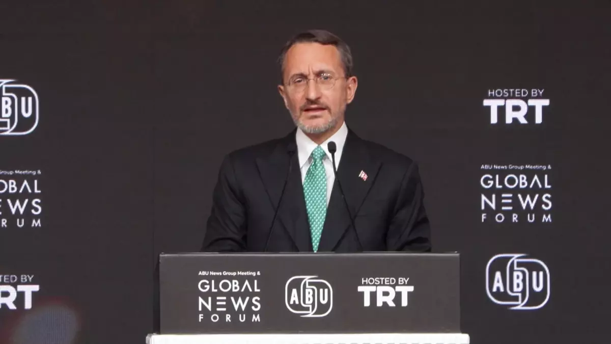Fahrettin Altun: İsrail insanları ve insanlığı hunharca katletmeye devam ediyor