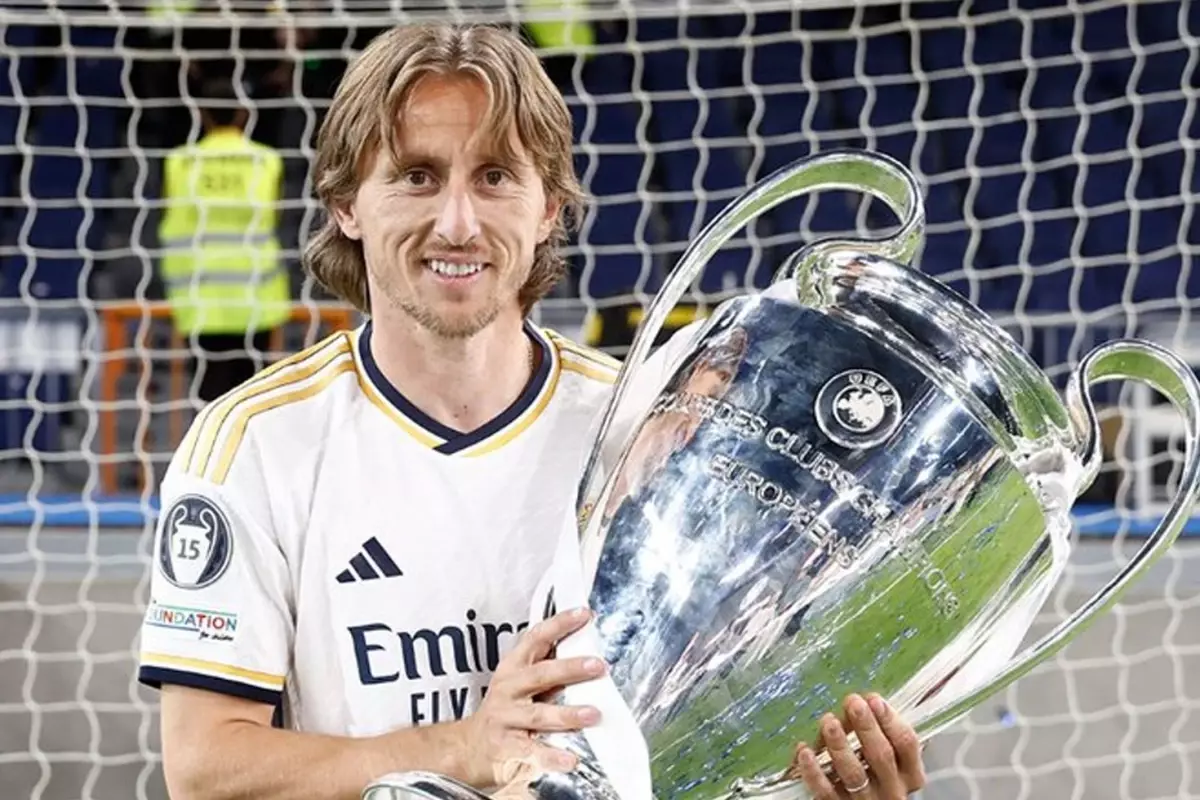 Real Madrid, efsanesi Luka Modric ile ayrılığı resmen açıkladı