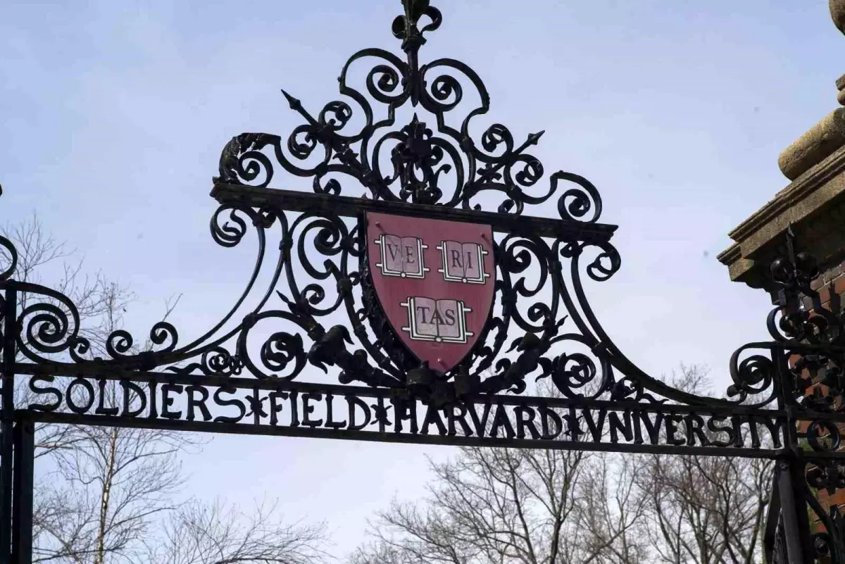 Trump Yönetimi Harvard Üniversitesi'nin Yabancı Öğrenci Kabulünü Yasakladı