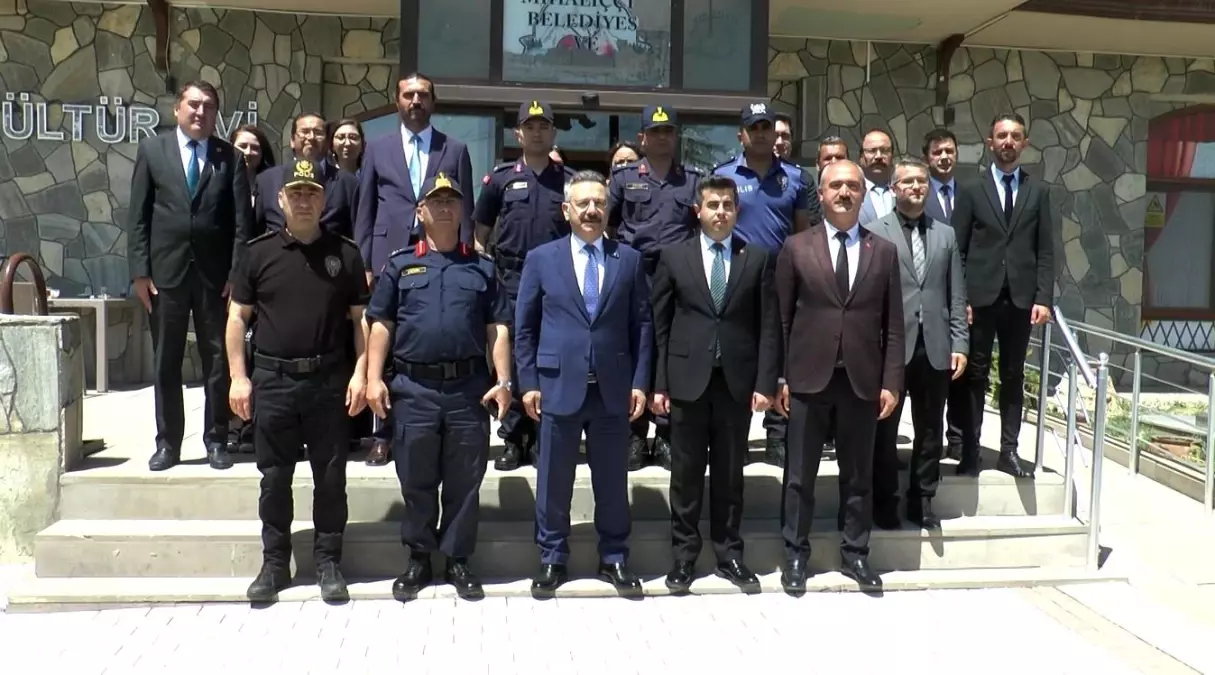Vali Aksoy Mihalıççık İlçesi'ni ziyaret etti
