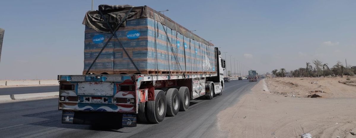 Gazze'ye 81 Gün Sonra İlk Yardım Tırları Girdi