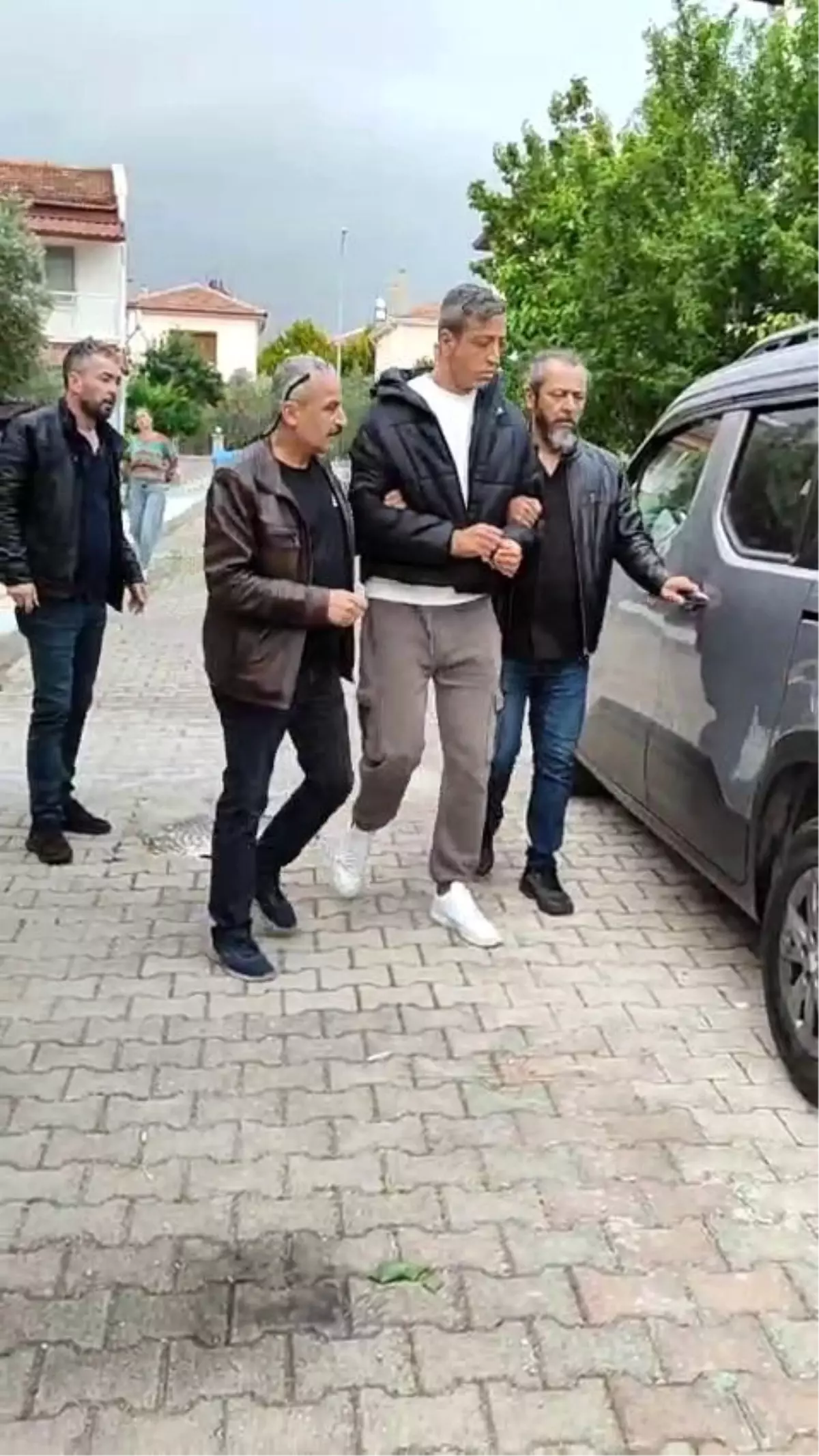 37 Yıl Hapis Cezası Olan Şahıs İzmir'de Yakalandı