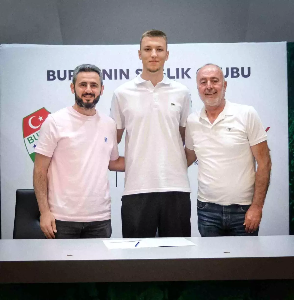 Bursaspor, Genç Kaleci Kerem Matışlı'nın Sözleşmesini Uzattı