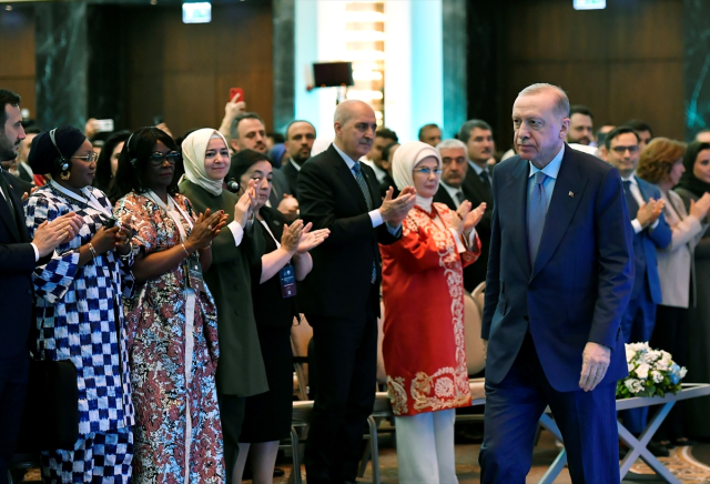 Cumhurbaşkanı Erdoğan: Türkiye'nin doğurganlık hızı tarihte ilk kez 1.48'e geriledi, bu bir felaket