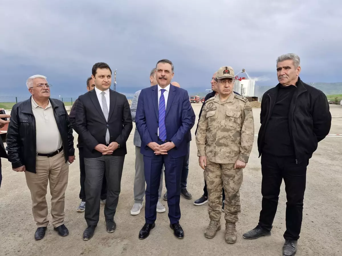 Pasinler'de Asfalt Tesisinde Patlama: Bir İşçi Hayatını Kaybetti