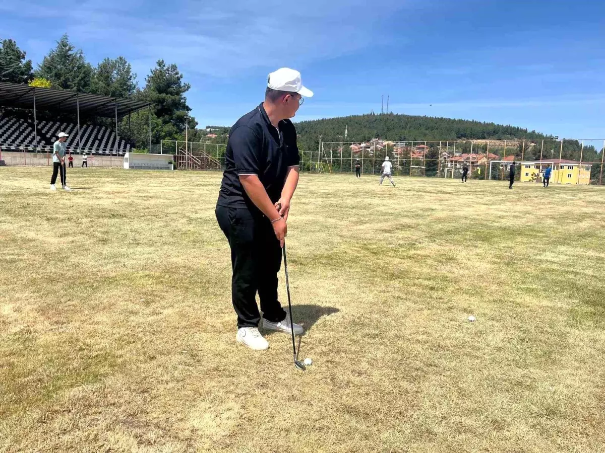 Denizli'de İlk Okul Sporları Golf Müsabakaları Yapıldı