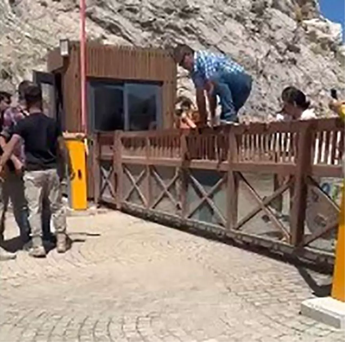 Marmaris'te Termal Proje Alanına Girişte Gerginlik
