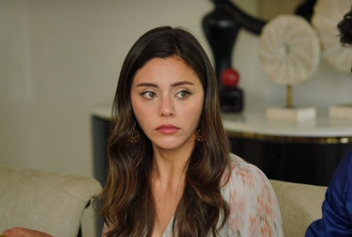 Kızılcık Şerbeti CANLI izleme linki var mı? Show TV Kızılcık Şerbeti 102. bölüm canlı izle! Son bölümde neler oldu?