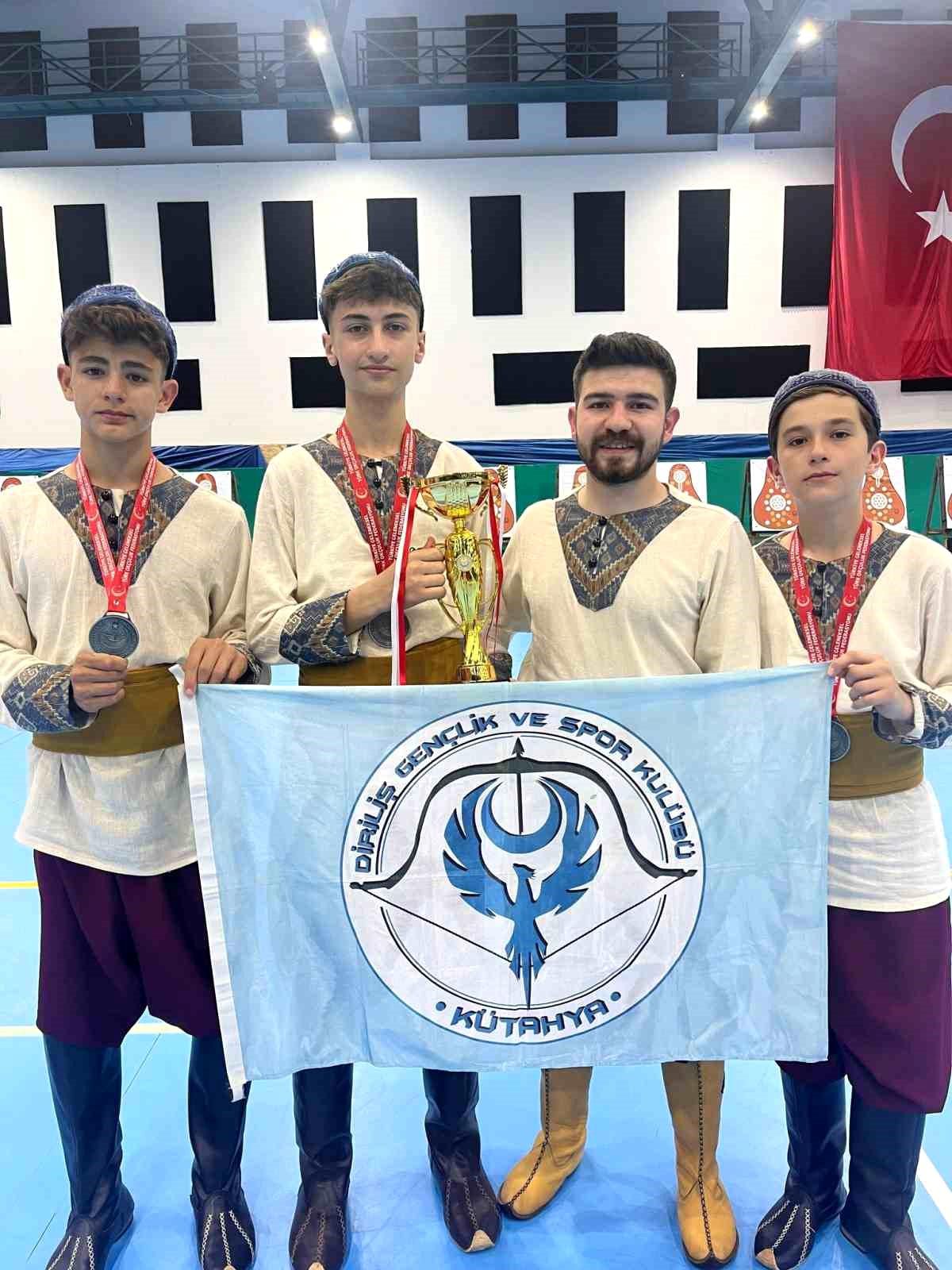 Kütahya Diriliş Gençlik ve Spor Kulübü Türkiye İkincisi Oldu
