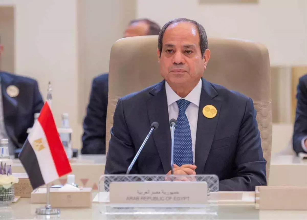 Sisi ve Starmer Gazze'deki Durumu Görüştü