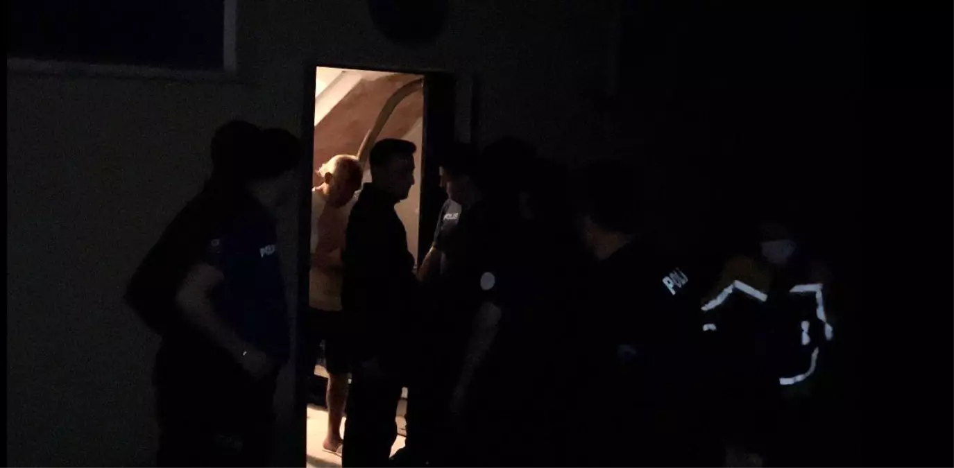 Kocaeli'de Yüksek Sesli Müzik Ortalığı Karıştırdı