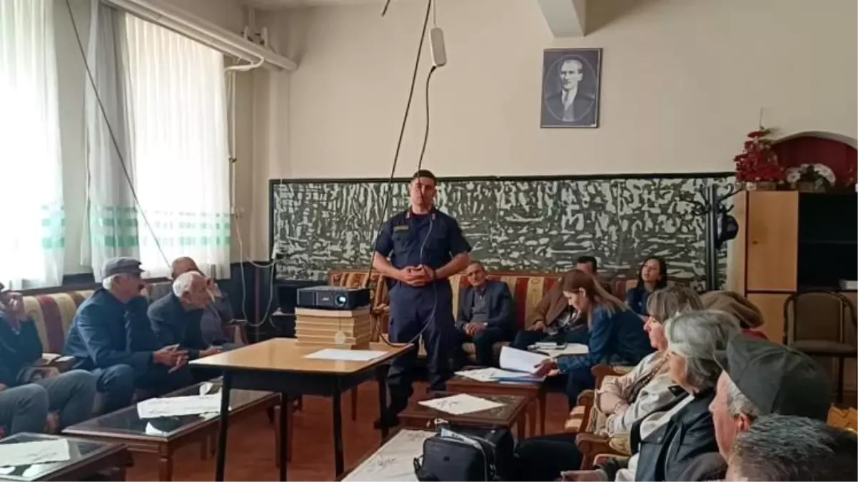 Pazaryeri'nde Muhtarlar İçin Eğitici Program Düzenlendi