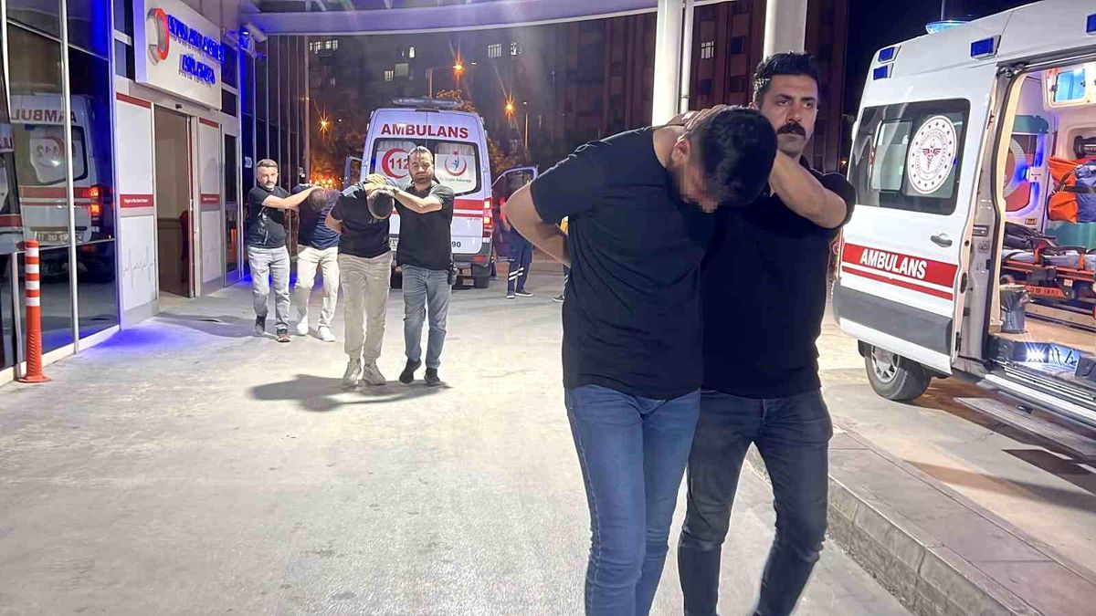 Konya'da Dolandırıcılar 100 Bin Lira Çaldı, Yakalandı