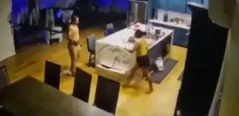 Tartışma sırasında kendisine bıçakla saldıran karısını tabanca ile öldürdü