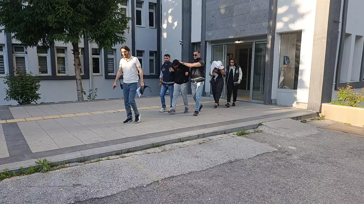 Tokat'ta 800 Bin TL'lik Ziynet Eşyası Hırsızlığı: 4 Şüpheli Yakalandı