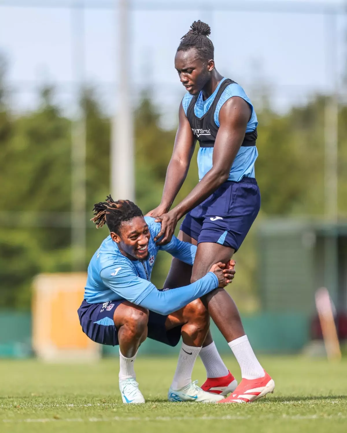 Trabzonspor, Samsunspor Maçına Hazırlıklarını Sürdürüyor