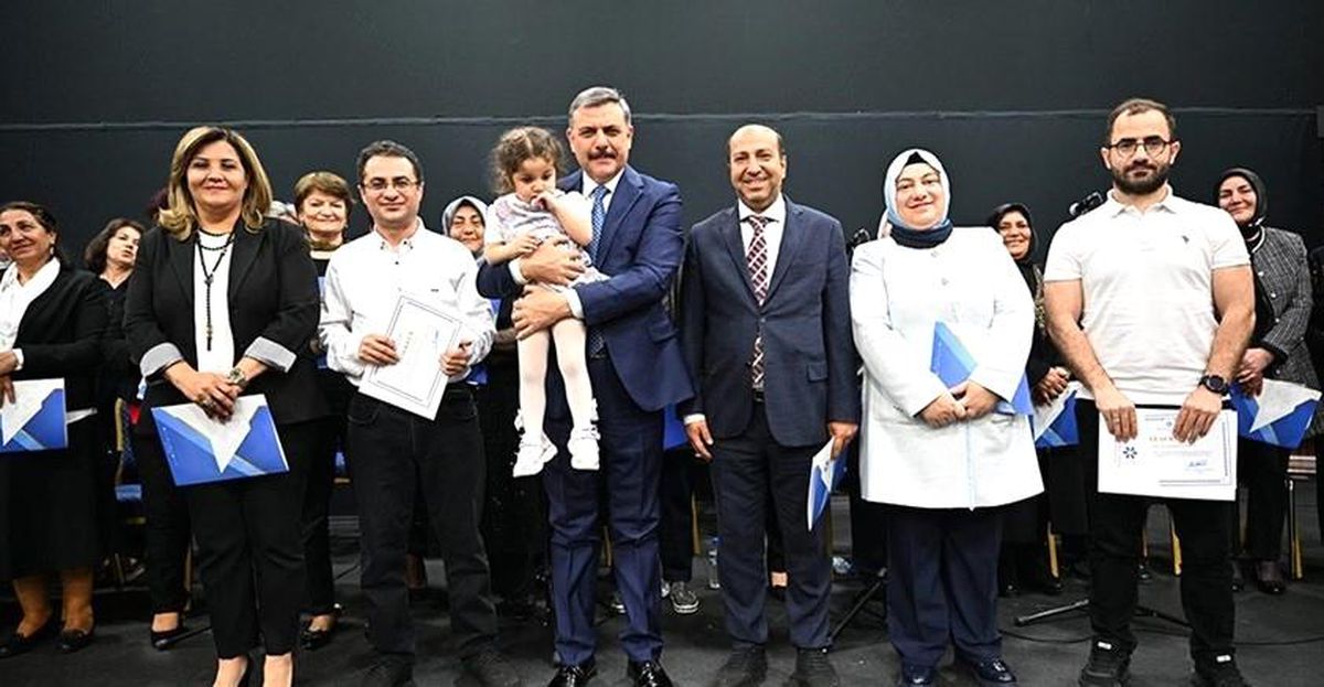 60+ Tazelenme Üniversitesi Bahar Dönemini Tamamladı