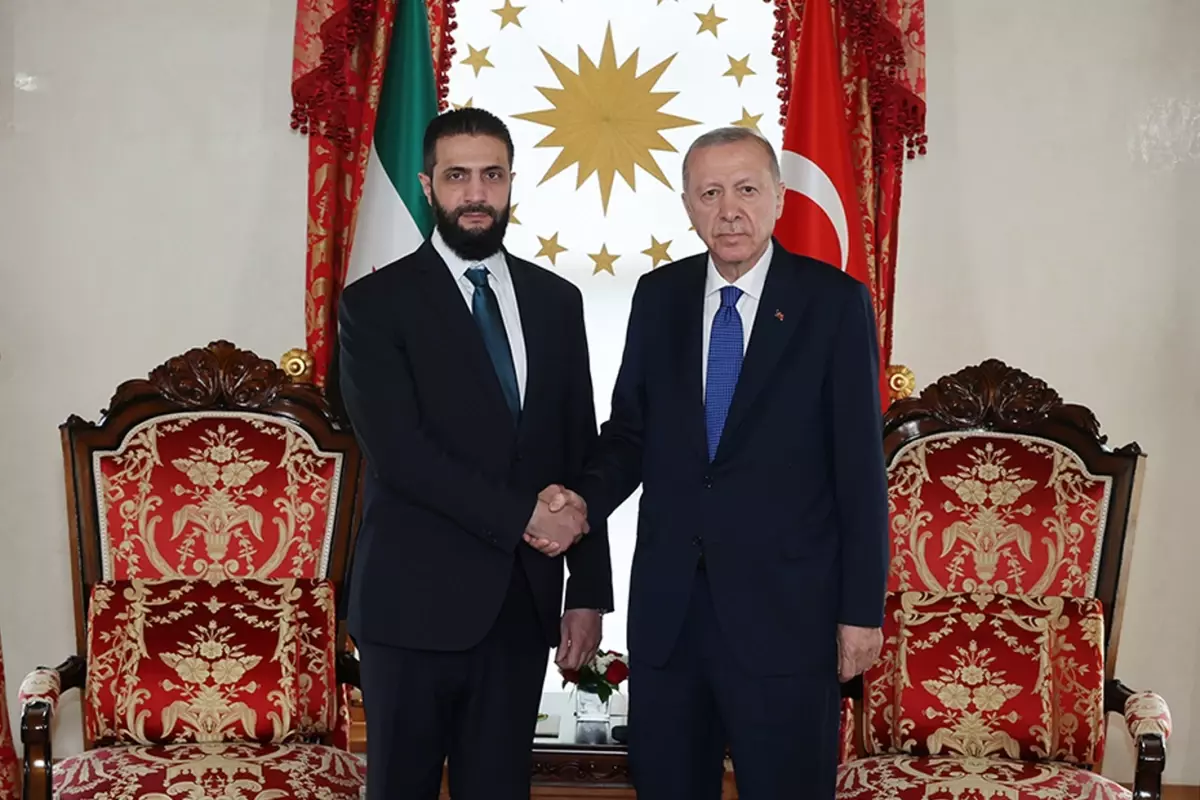 Cumhurbaşkanı Erdoğan ile Şara Dolmabahçe'de bir araya geldi! Görüşme 2.5 saat sürdü