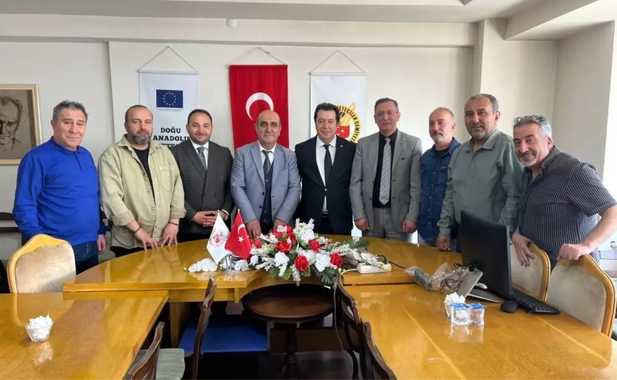 Doğu Anadolu Gazeteciler Cemiyeti'nde Yeni Yönetim Belirlendi