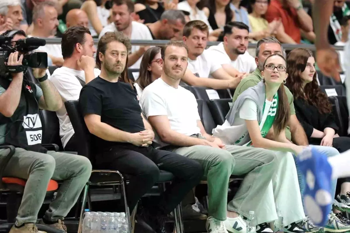 Ertuğrul Ersoy'dan Bursaspor Yörsan'a Destek Ziyareti