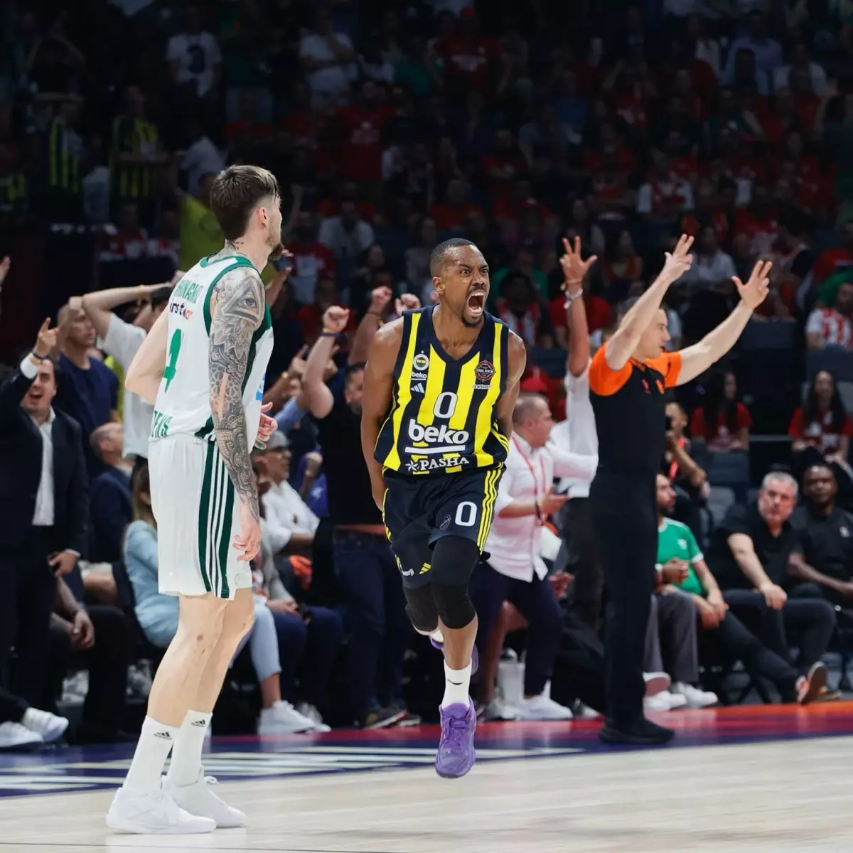 Errick McCollum, Fenerbahçe Beko'yu EuroLeague Finali'ne Taşıdı