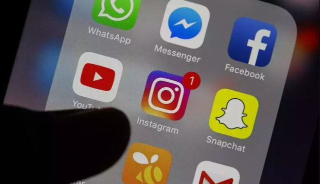 Facebook çöktü mü? 24 Mayıs 2025 Cumartesi günü Facebook kapandı mı, neden açılmıyor?