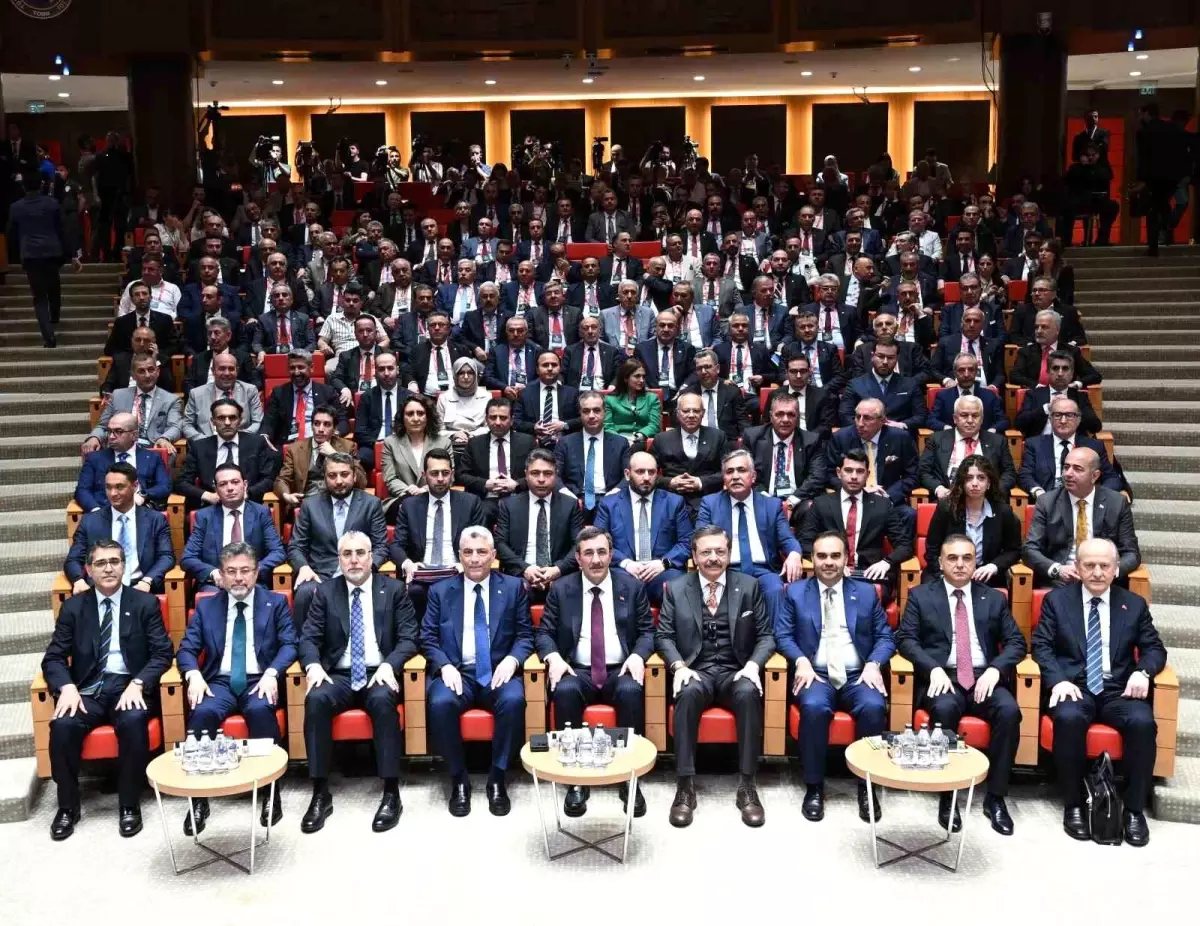 GTB Başkanı Mehmet Akıncı, TOBB Türkiye Ekonomi Şurası'nda Tarım ve Gıda Sanayi Sorunlarını Ele Aldı