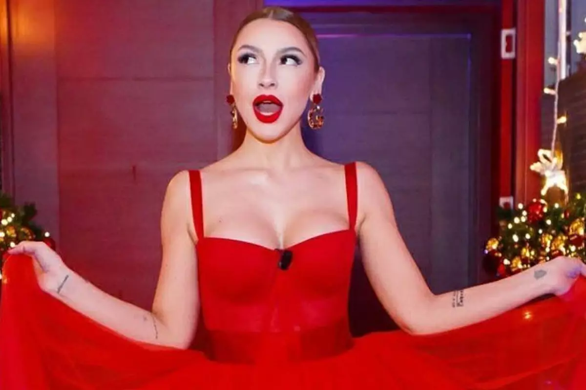 Hadise, aşk defterini kapattı, Maldivler'e açıldı