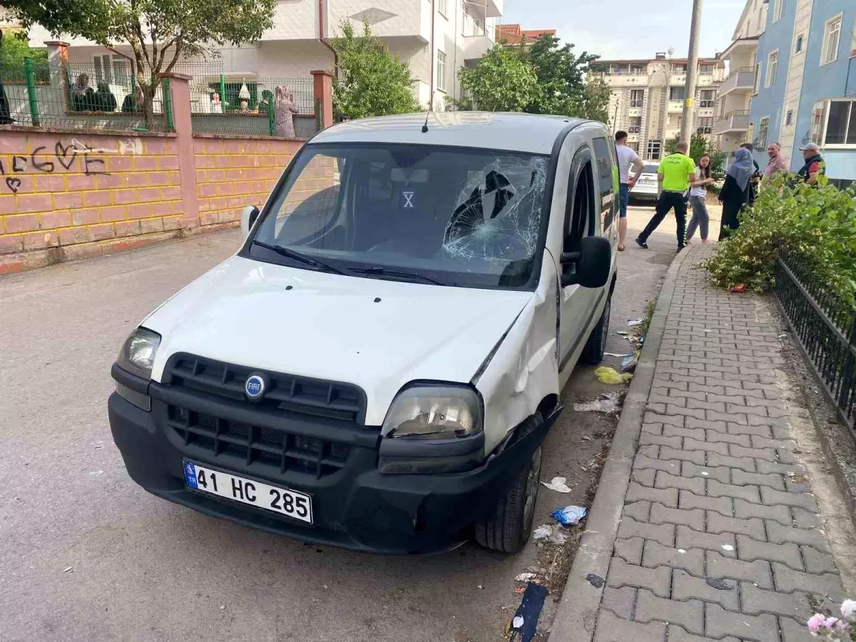 Kocaeli'de Scooter Kazasında İki Çocuk Yaralandı