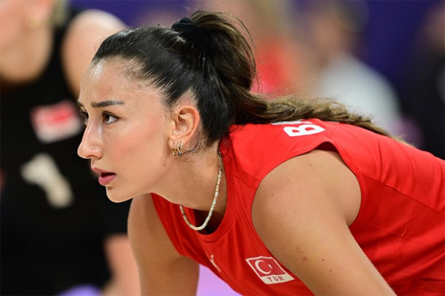 Hande Baladın officially left the team