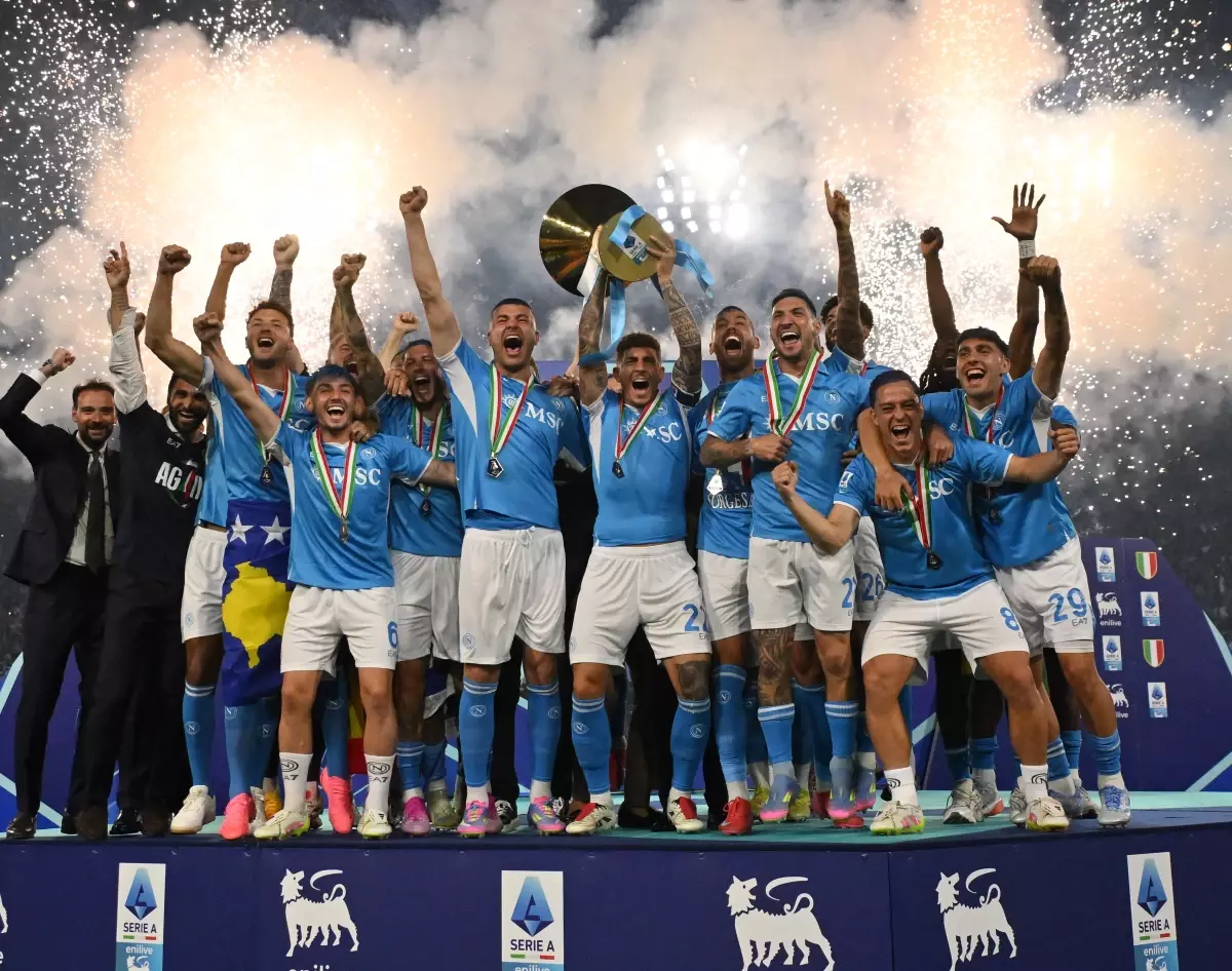 Napoli'nin Şampiyonluk Kutlamalarında 39 Yaralı