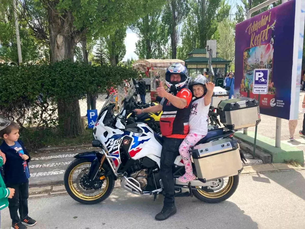 İyileşen Çocuklar Motosiklet Etkinliğinde Eğlendi