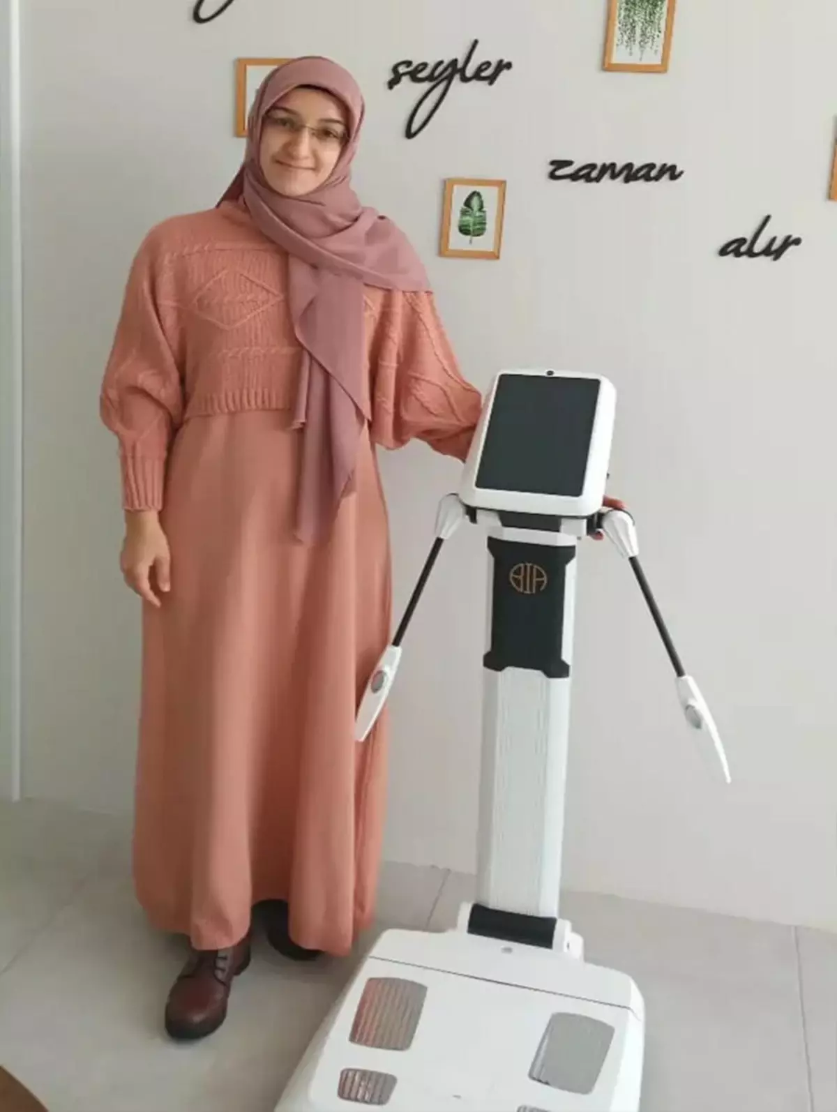 Firari Diyetisyen Betül Uysal Gözaltına Alındı