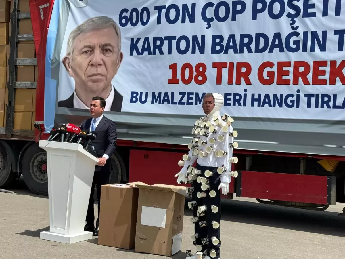AK Partili Gökçek: 'Cenazelerde dururken arka tarafta vurgun yapıyorlar'