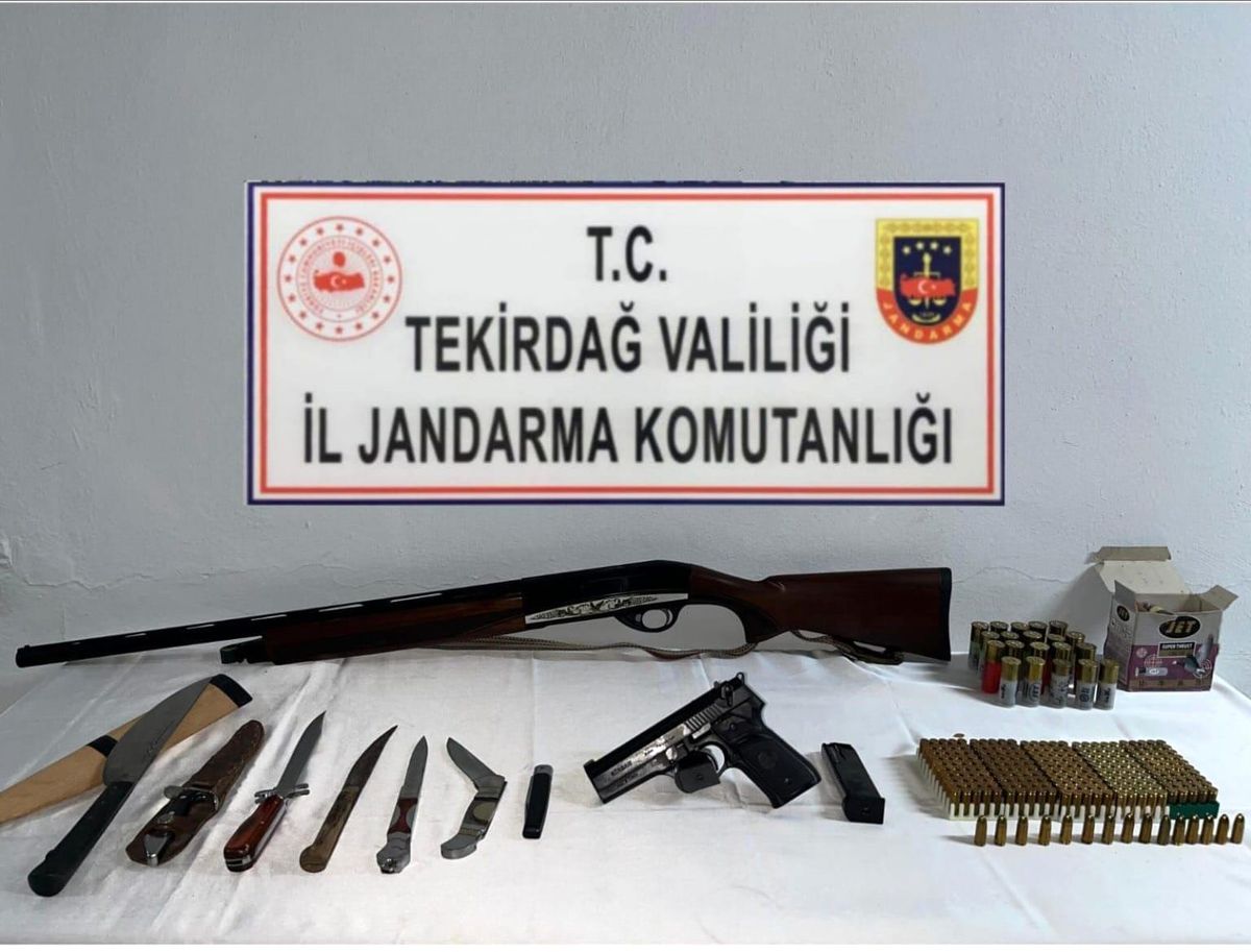 Tekirdağ'da Uyuşturucu ve Silah Operasyonları: Çok Sayıda Ele Geçirme