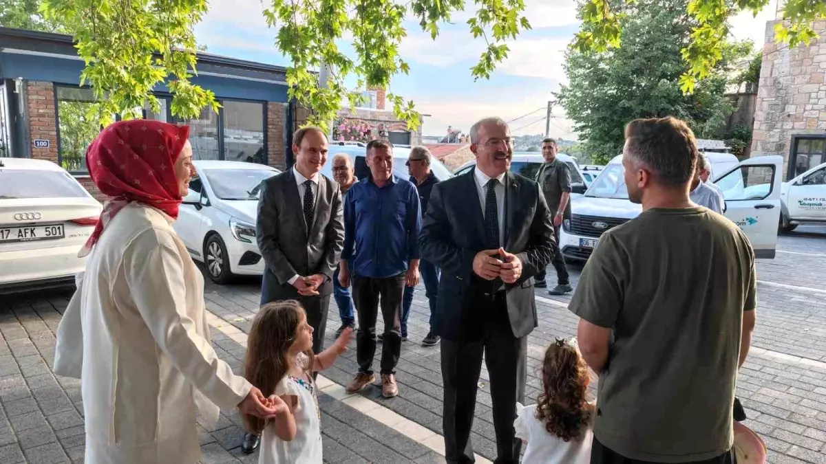 Çanakkale Valisi Kayalar Köyü Halkı ile Bir Araya Geldi