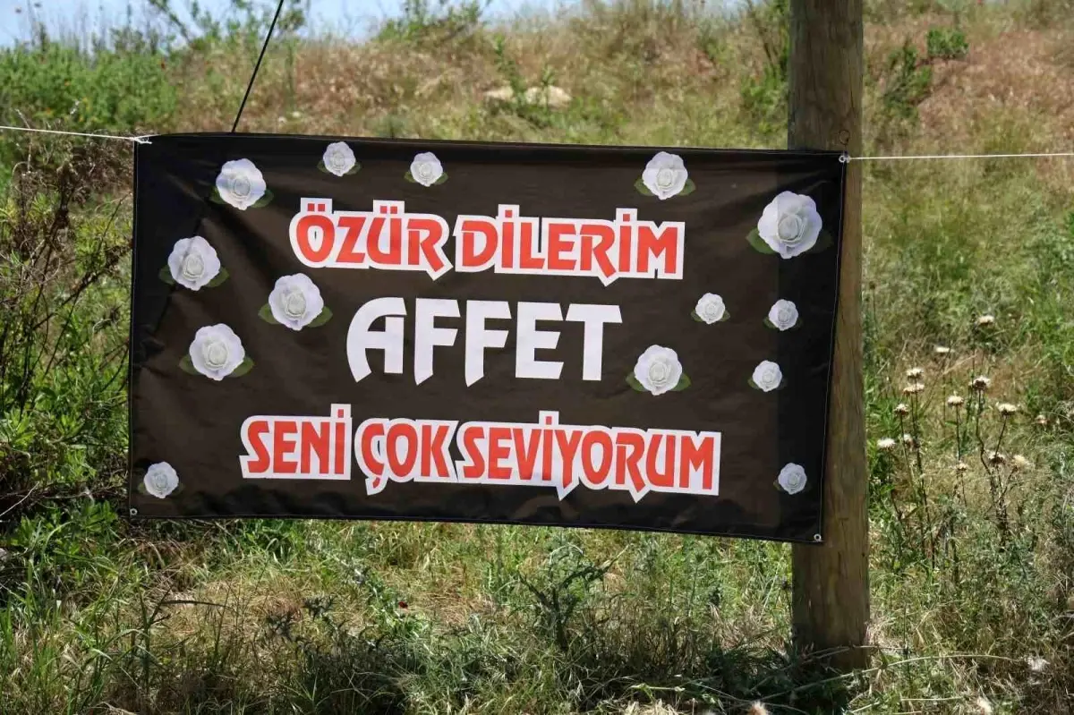 Adana'da İlginç İlan: 'Özür Dilerim, Affet Seni Çok Seviyorum'