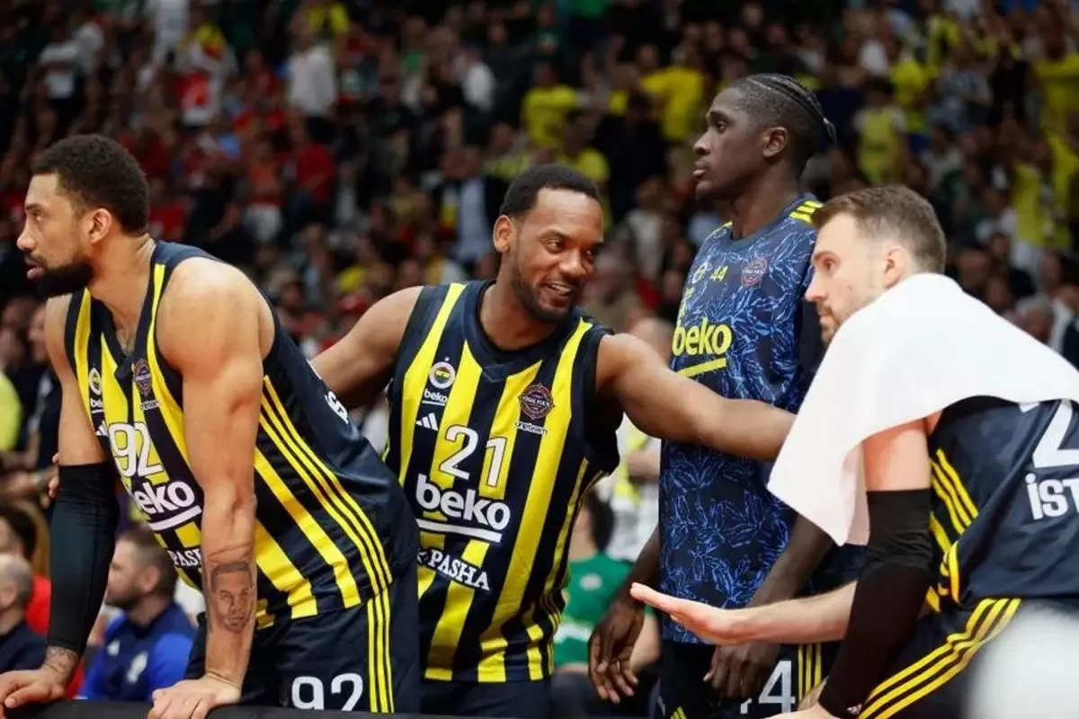 Canlı Skor: Fenerbahçe Beko EuroLeague şampiyonu