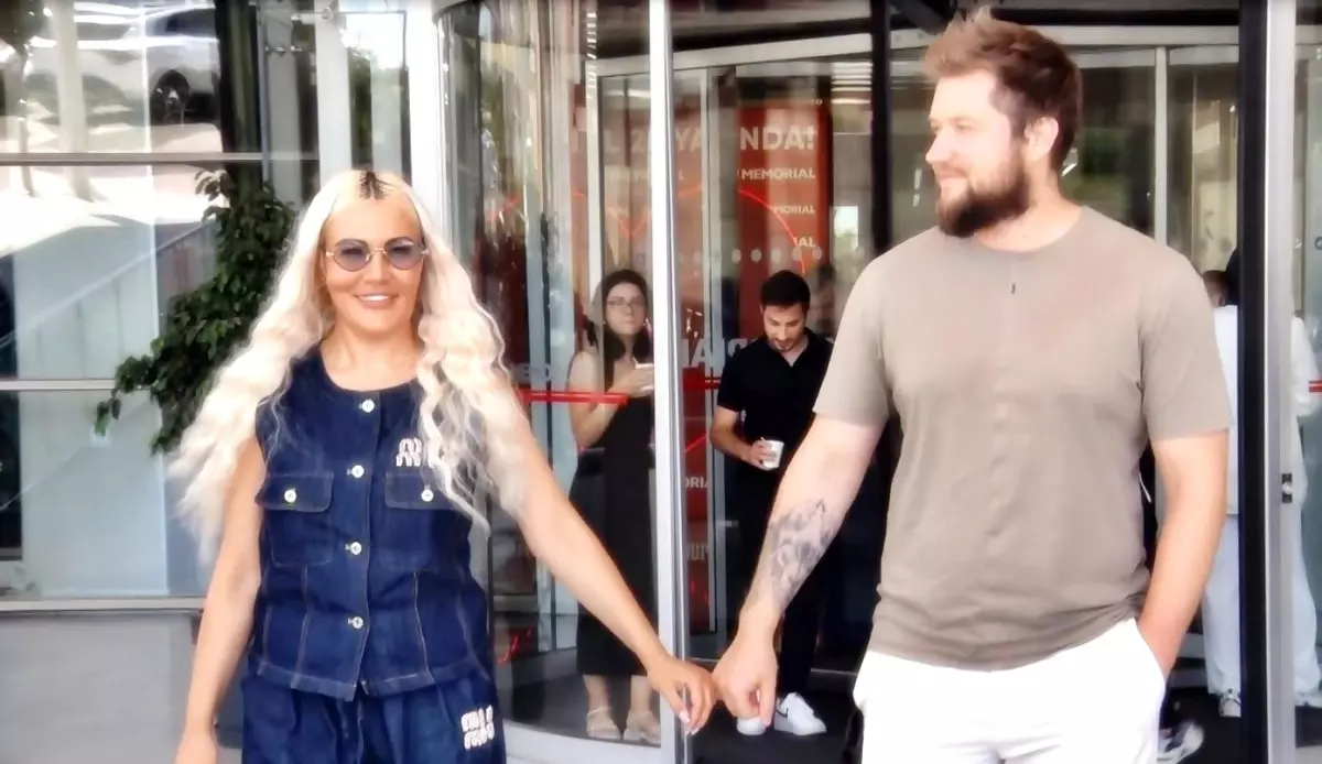 Ukraynalı Model Malika Murtazina, Türkiye'de Kapalı Ameliyatla Kanseri Yendi
