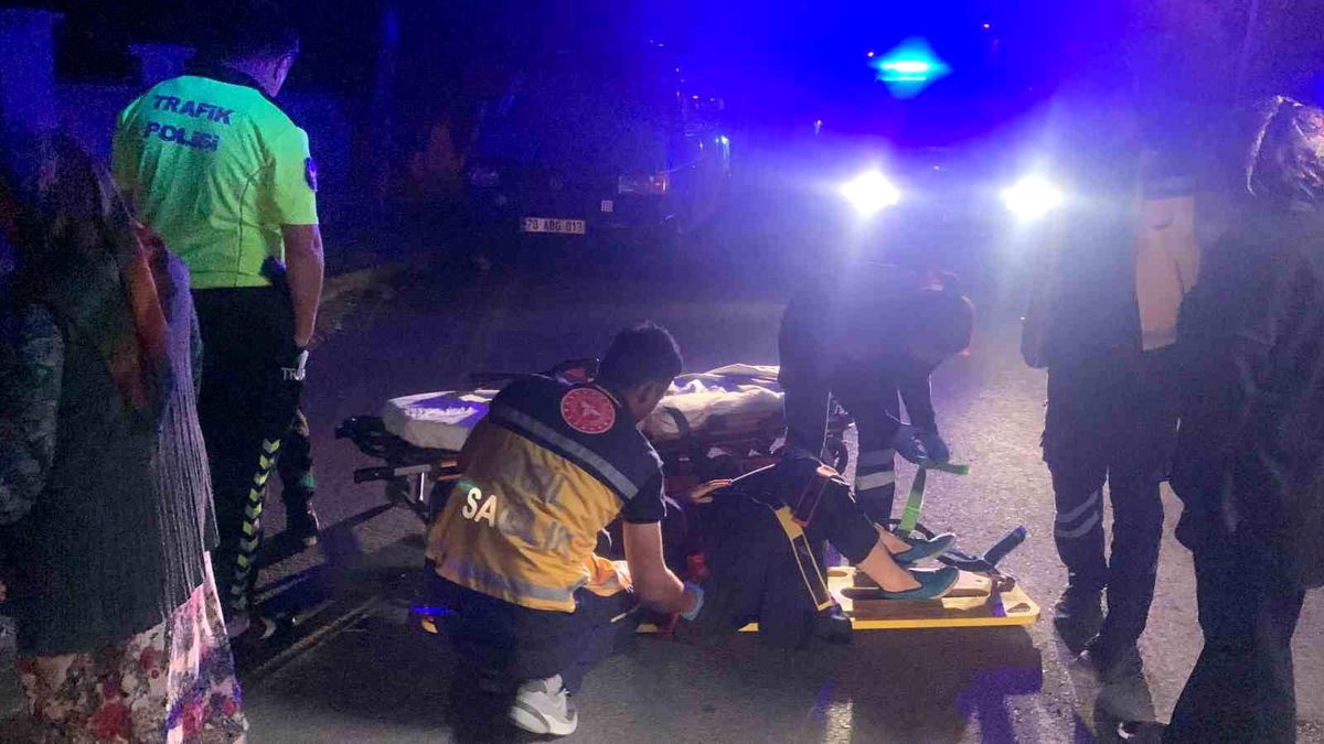 Karaman'da Elektrikli Bisikletten Düşen Yabancı Uyruklu Kadın Yaralandı
