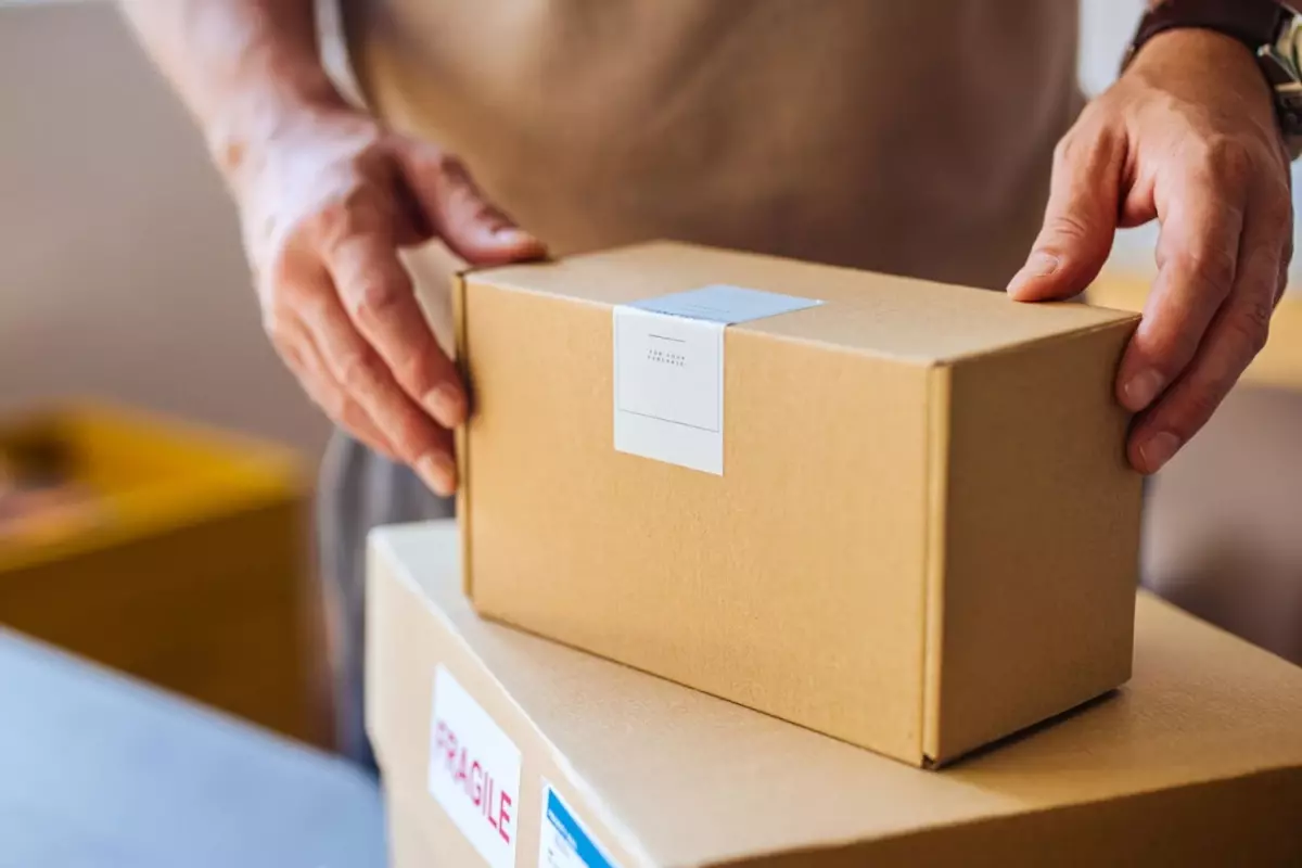 Online alışverişte yeni dönem! İade kargo ücretini satıcı ödeyecek