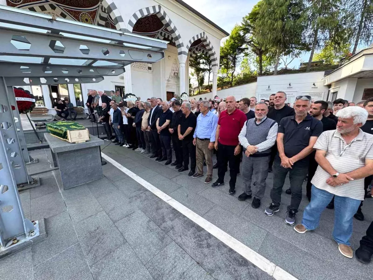 TFF Başkanı Hacıosmanoğlu, Yeşilyurt Ailesinin Cenaze Törenine Katıldı