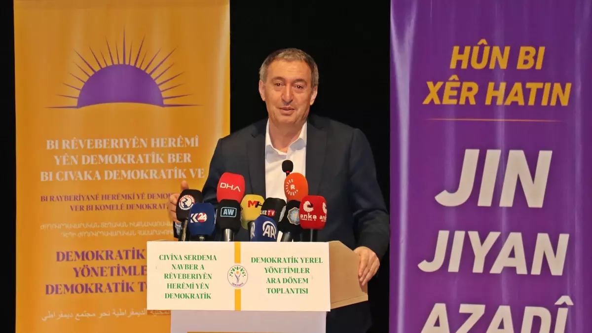 DEM Parti Eş Genel Başkanı Bakırhan: Yeni Bir Dönem ve Dil İhtiyacı