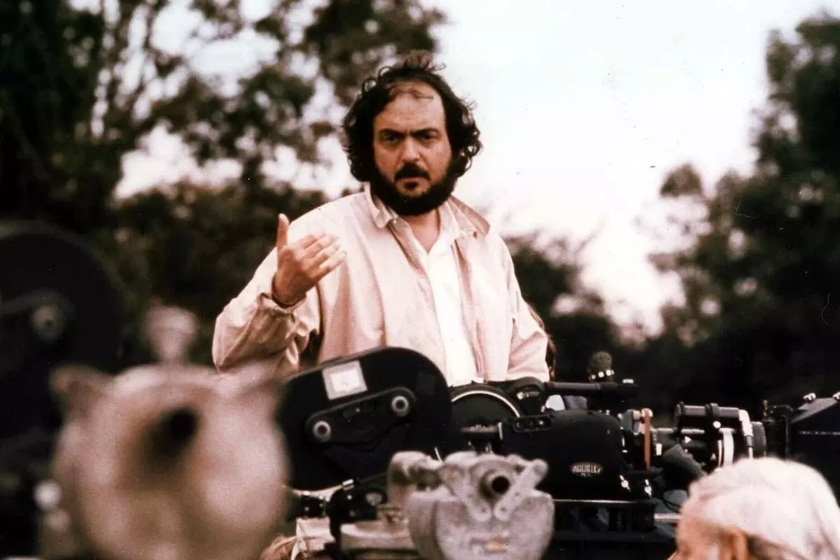 Yönetmen Kubrick'in 14 yıl yaşadığı evi satışa çıkarıldı, fiyatı dudak uçuklattı
