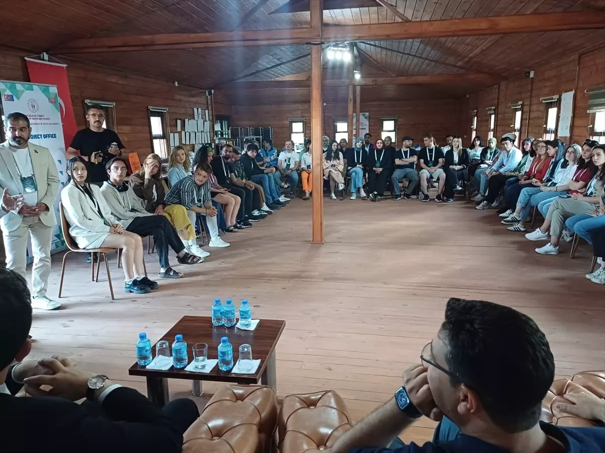 Muş'ta Gençlik Çalışanları Projesi Kapsamında Uluslararası Kamp Düzenlendi