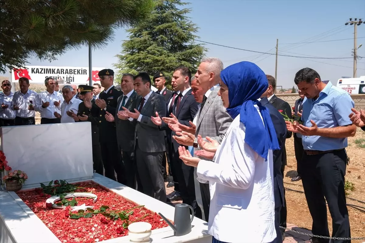 15 Temmuz şehidi Muhammed Yalçın Karaman'daki mezarı başında anıldı