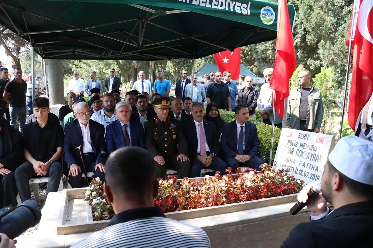 15 Temmuz şehidi Serdar Gökbayrak, Sakarya'daki mezarı başında anıldı