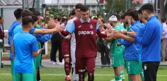 Trabzonspor 19 Yaş Altı Takımı Şampiyonluk Kupasını Aldı