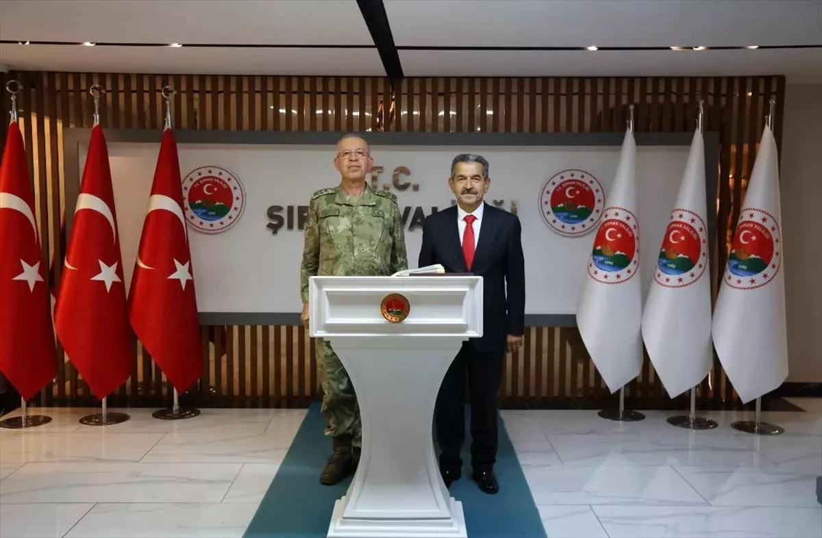 Korgeneral Zorlu Topaloğlu'ndan Şırnak Valisi Birol Ekici'ye Ziyaret